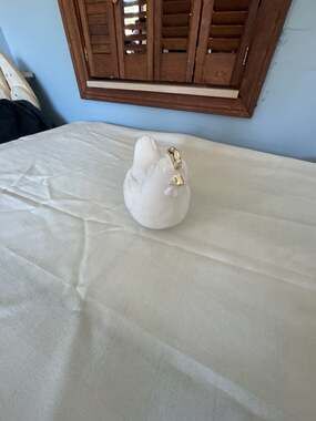 Target Bullseyes Playground White Ceramic Hen Figurine with Gold Trim